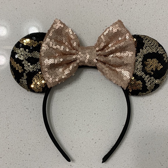 Minnie Mouse Ears Leopard Sequin Headband - Picture 2 of 7